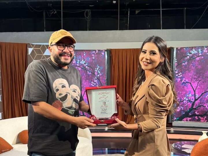 حسام داغر يكشف كواليس فيلمه “40 يوم” مع يمنى بداروي في “ورقة بيضا”